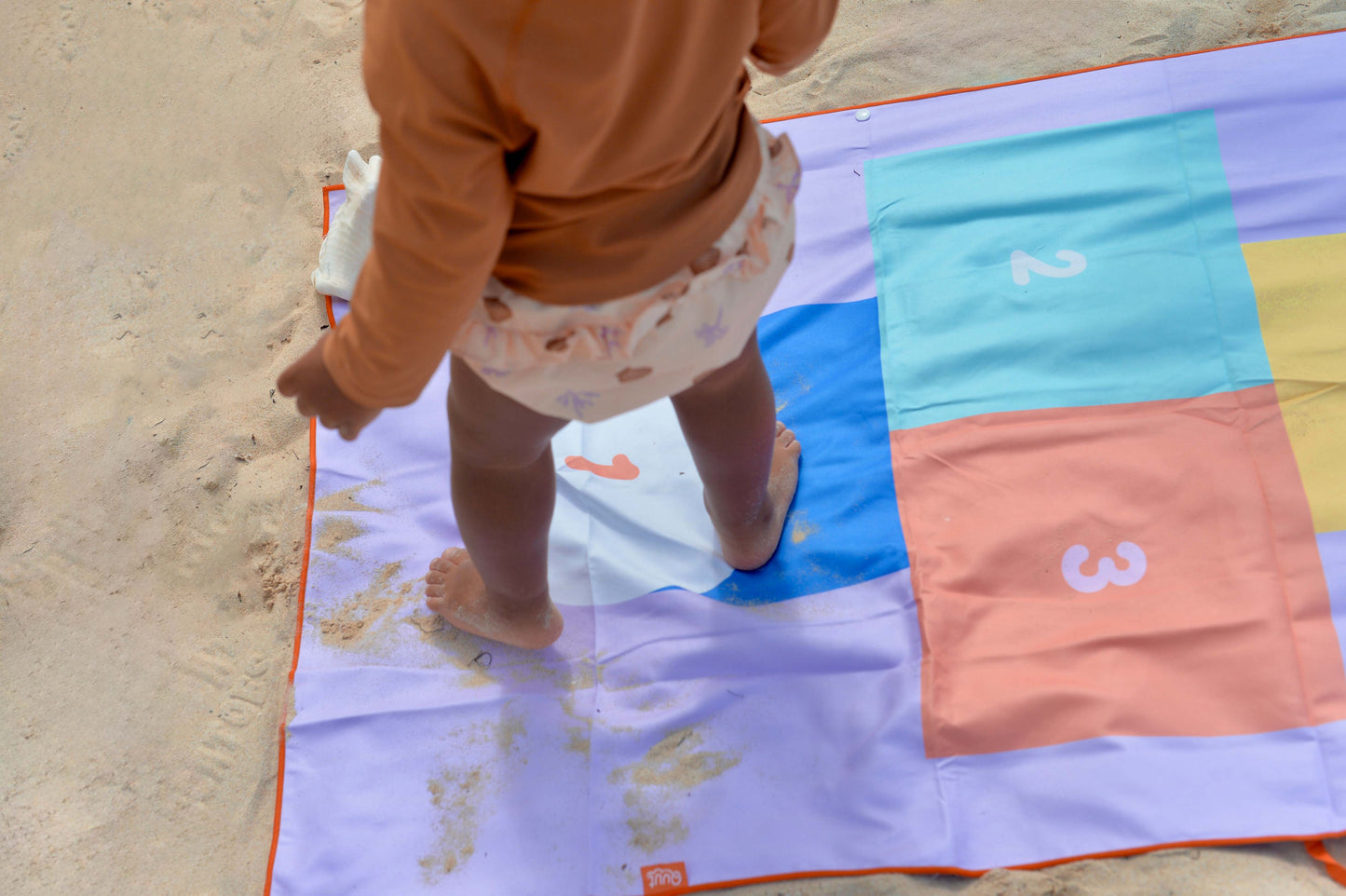 Quut PlayTowel M – Hopscotch