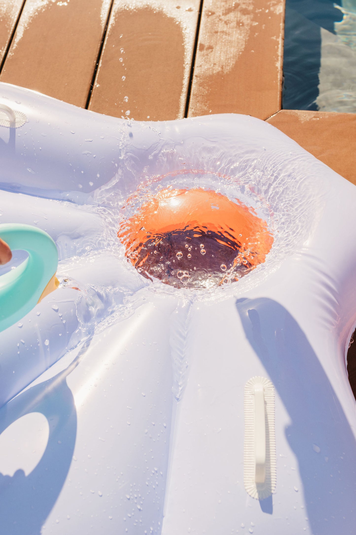Quut Seashell Float Lavender