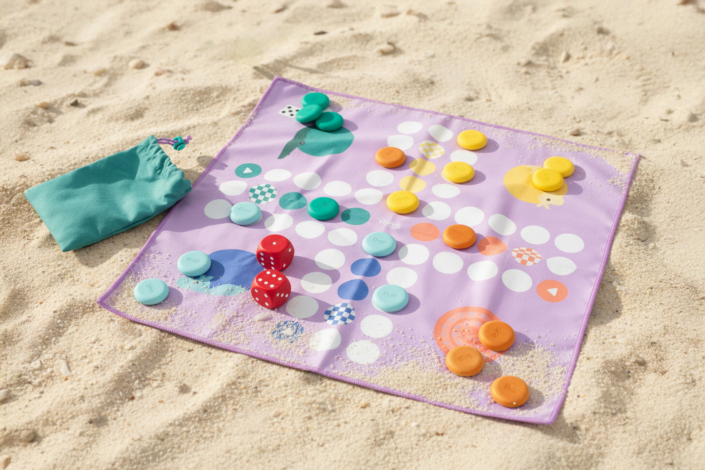 Quut Travel Game Horse Race - Tic Tac Toe