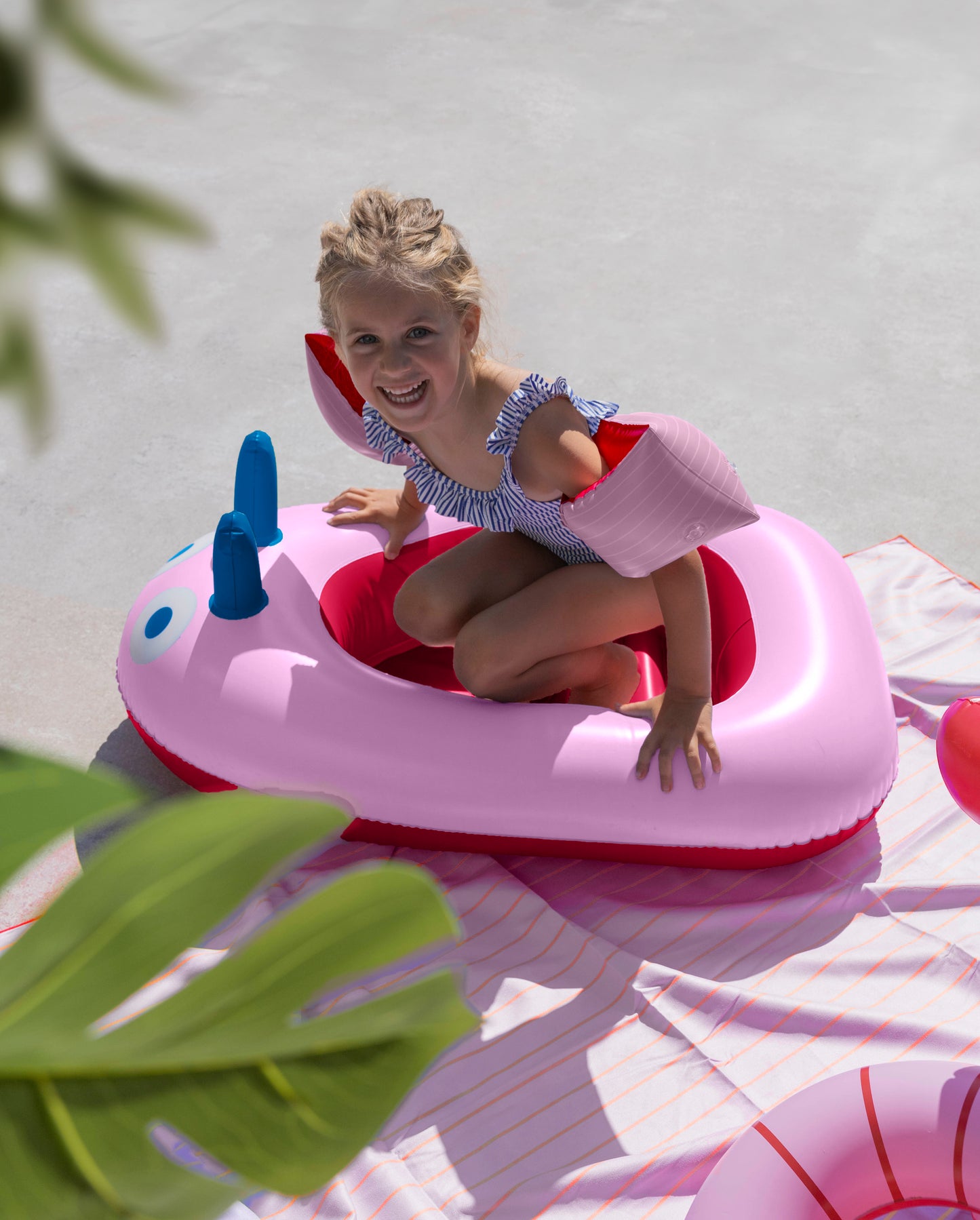 Quut Inflatable Boat – Cherry