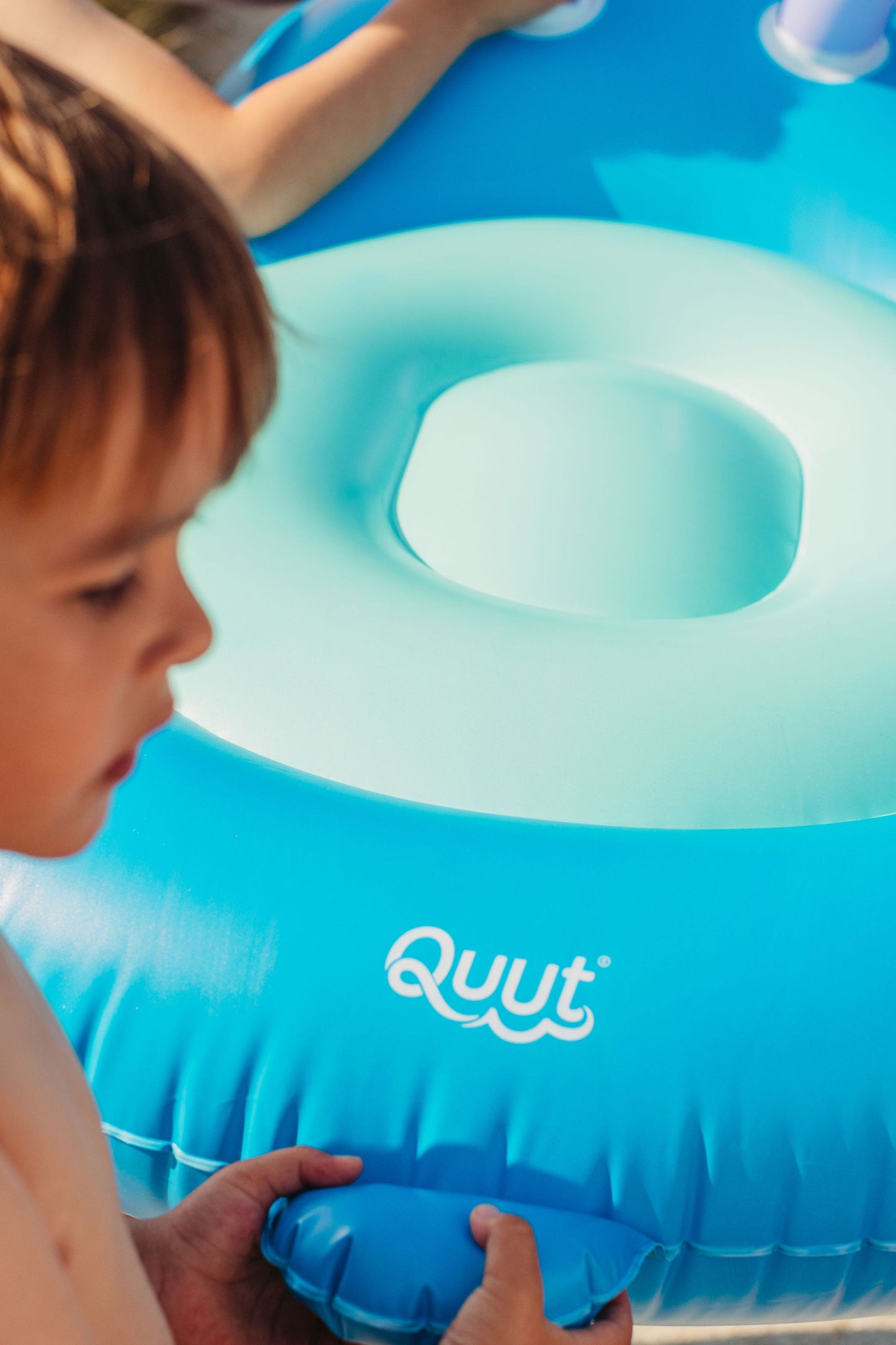 Quut Hippo Float Ocean