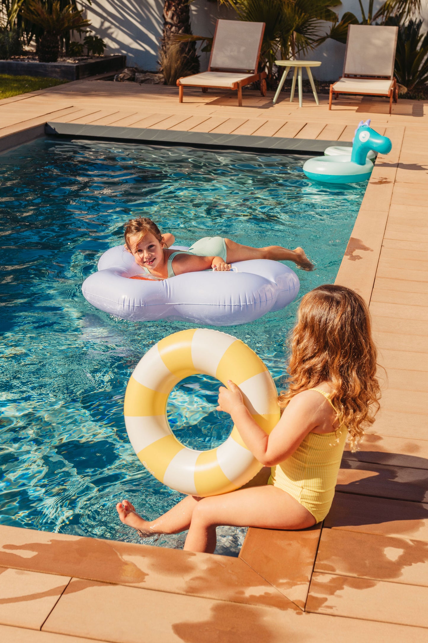 Quut Seashell Float Lavender
